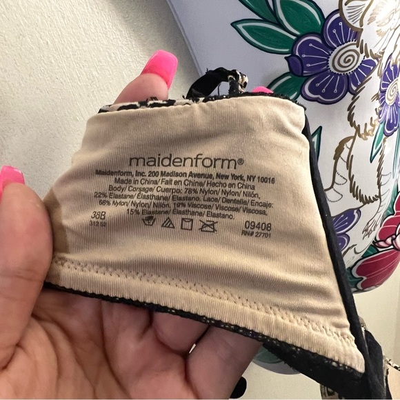 Maidenform Cheetah Print Bra with Lace - Picture 4 of 4